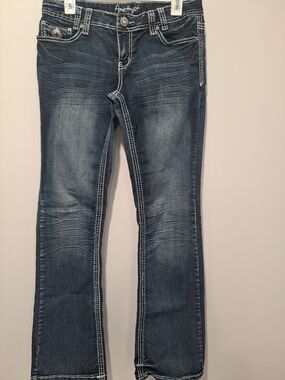 Amethyst Jeans Women's Dark Wash Jeans - Blue